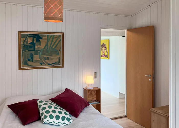 In Hyllinge With House Sea View Semesterbostad *